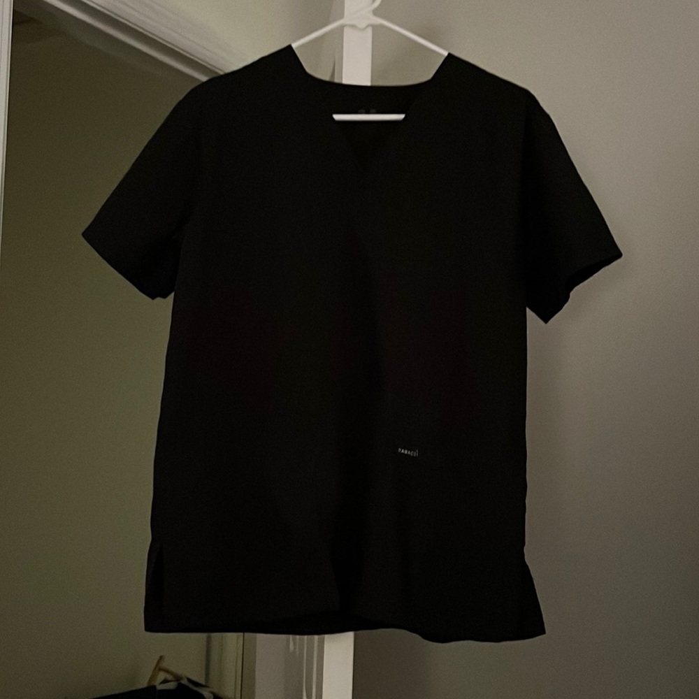 Women’s scrub top